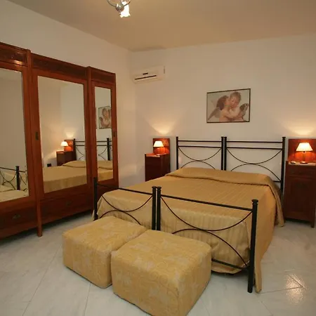 Casagalez Santa Domenica (Vibo Valentia)